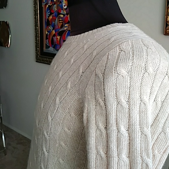 J CREW CARDIGAN - Picture 3 of 8